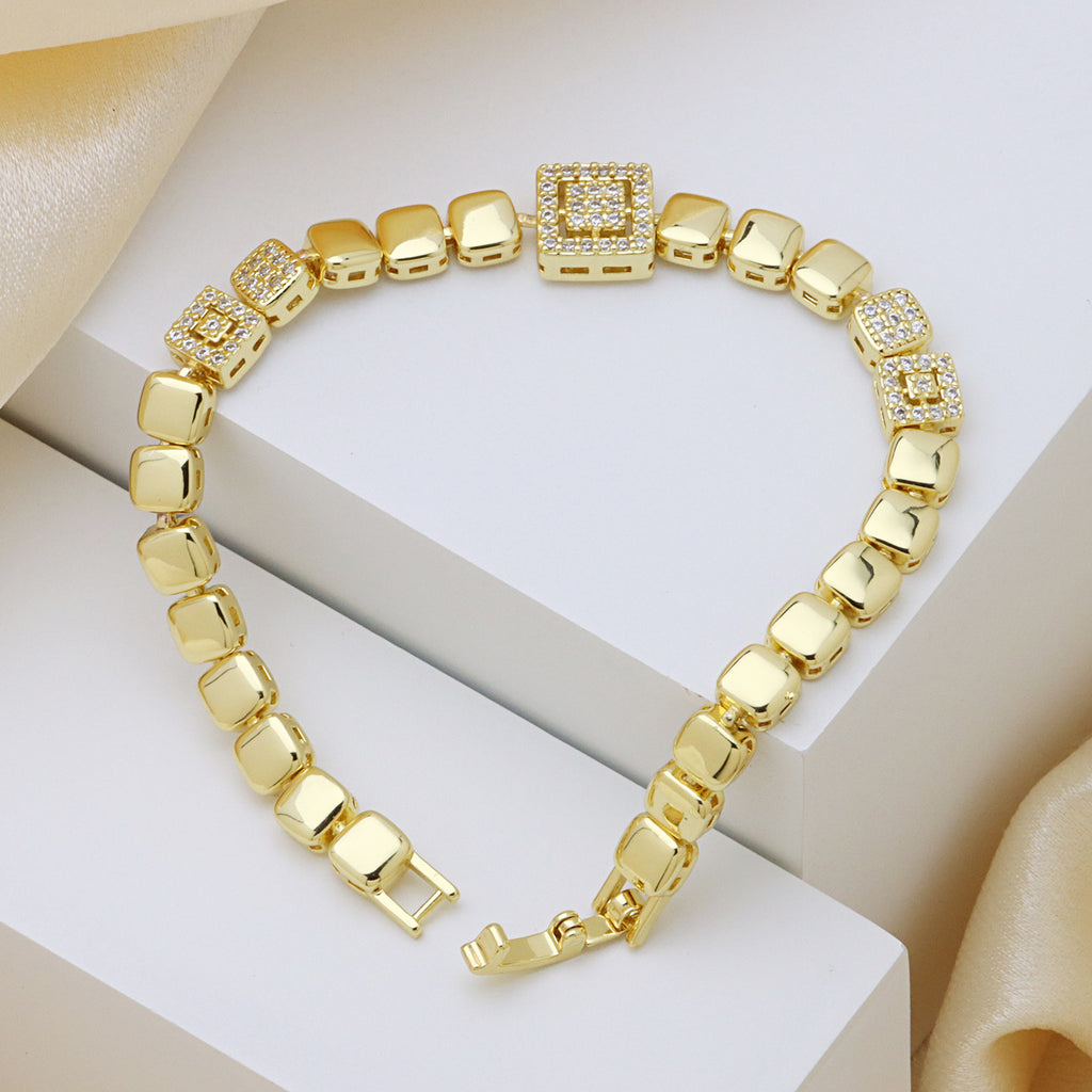 Zircon-inlaid Copper Bangle Bracelet With 18K Gold Plating Square Design Versatile And Effortlessly Luxurious